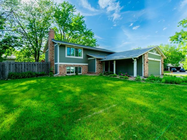 7965 Sierra Parkway, Brooklyn Park, MN 55444