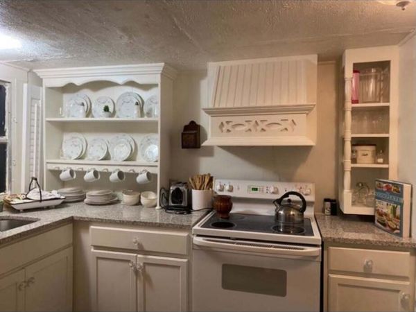 3224 Old Highway 411, Dandridge, TN 37725