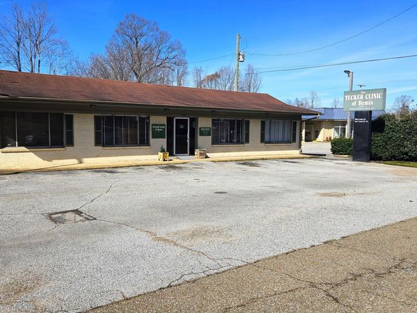 1605 S Highland Avenue , Jackson, TN 38301