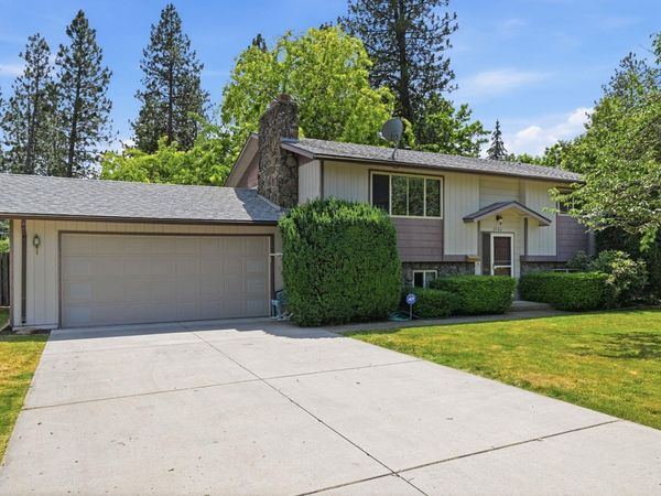 2306 E 37th Ave, Spokane, WA 99223