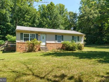 471 TRYME ROAD , REVA, VA 22735