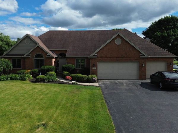 1461 W Smith Road, Temperance, MI 48182