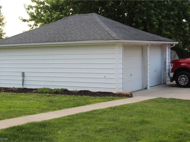 149 Noble Street W, East Canton, OH 44730 Photo 6