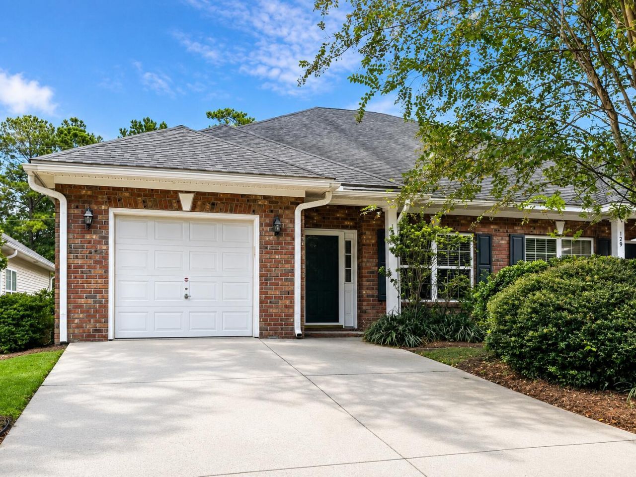 127 Manning Court Photo 13