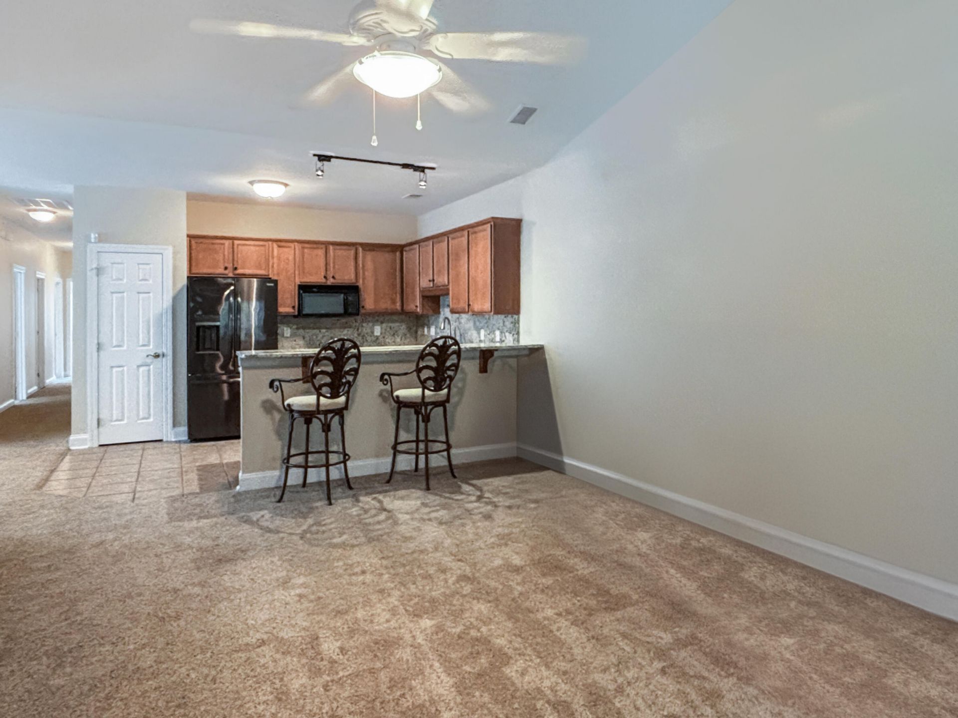 127 Manning Court Photo 7