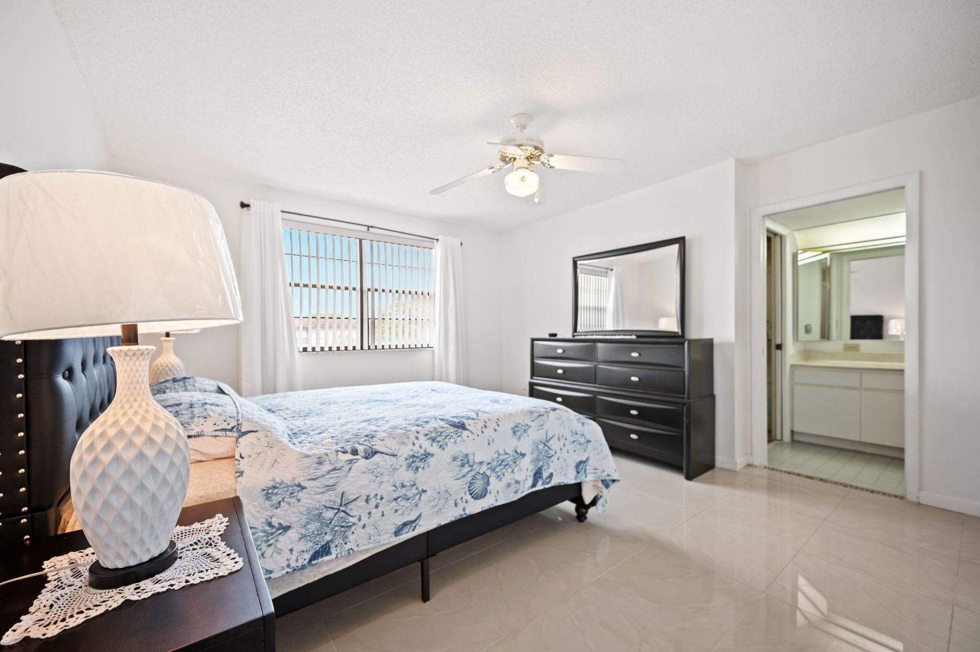 4940 E Sabal Palm Boulevard, Unit Ph8, Tamarac, FL 33319 Photo