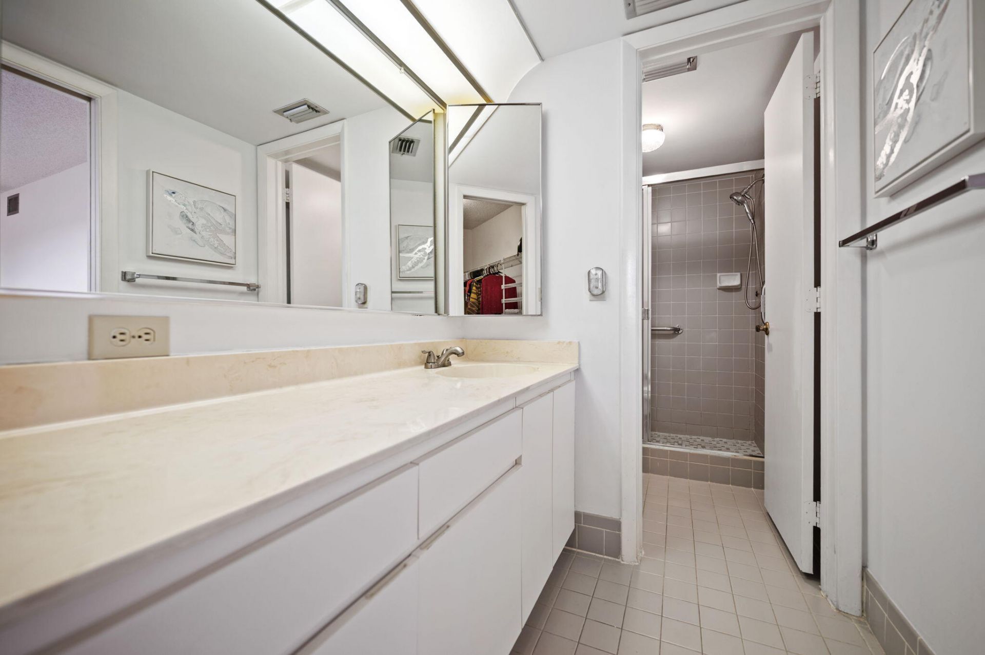 4940 E Sabal Palm Boulevard, Unit Ph8, Tamarac, FL 33319 Photo