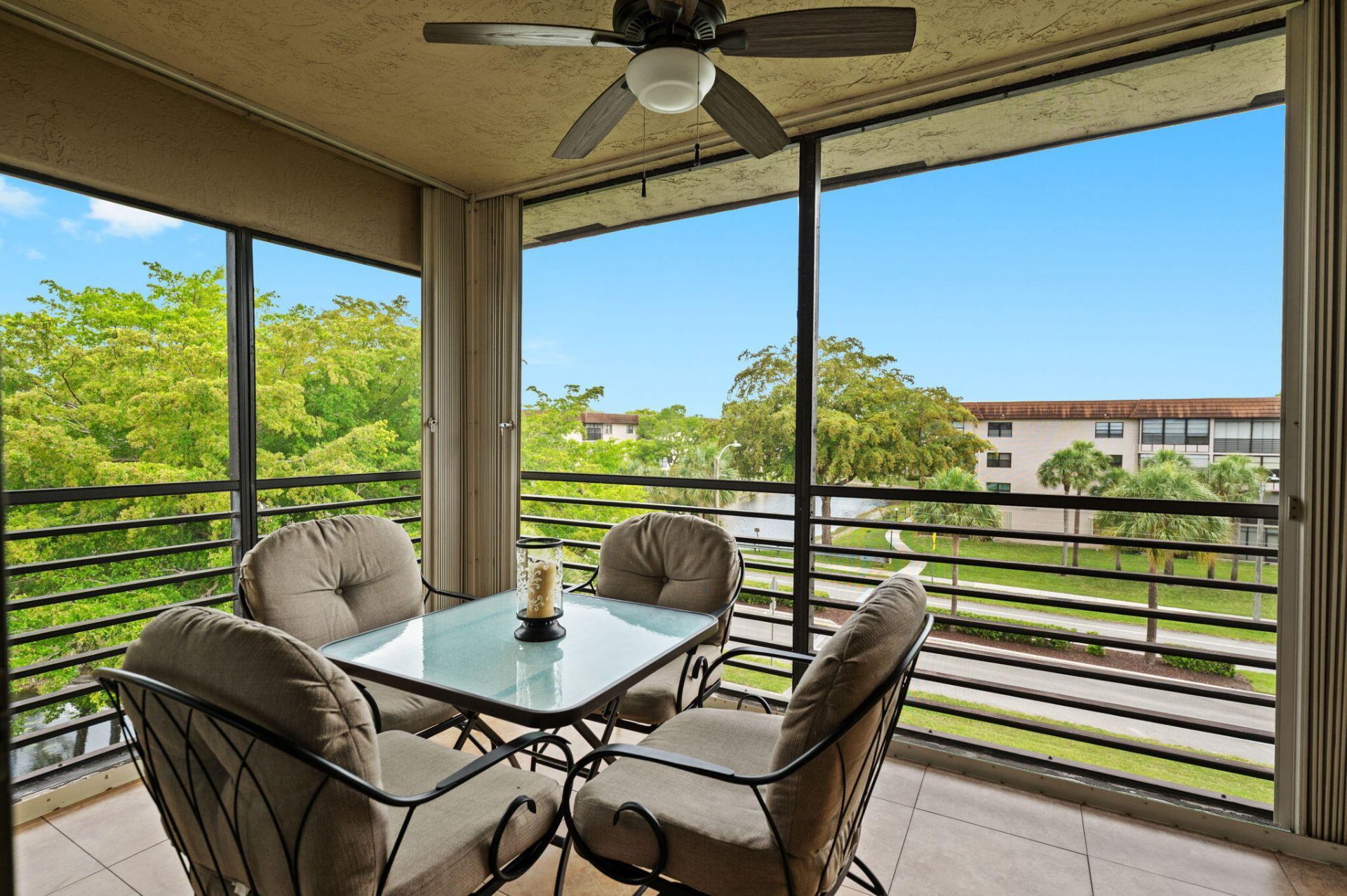4940 E Sabal Palm Boulevard, Unit Ph8, Tamarac, FL 33319 Photo