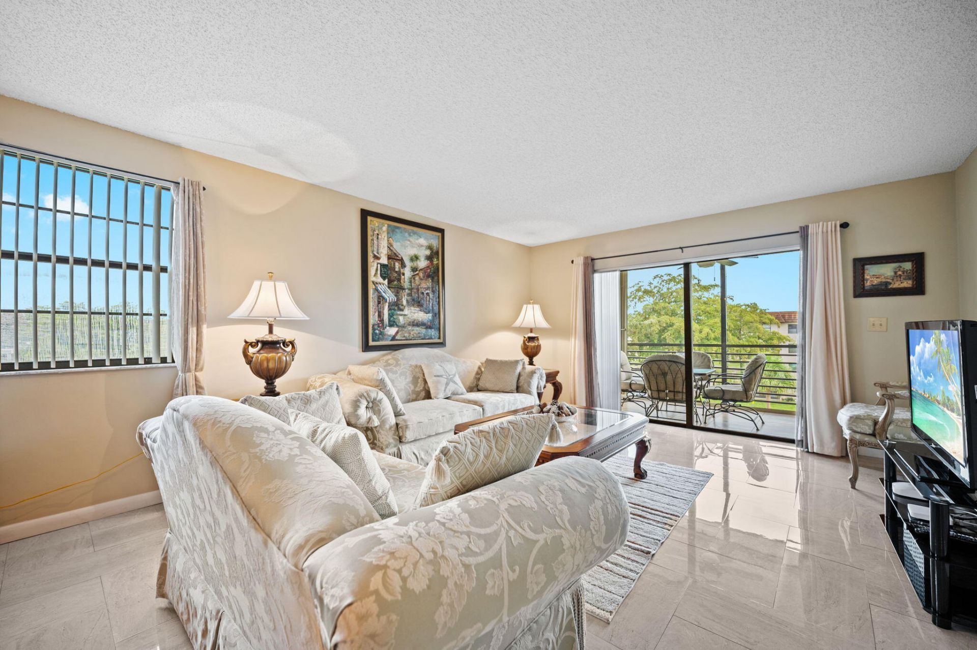 4940 E Sabal Palm Boulevard, Unit Ph8, Tamarac, FL 33319 Photo