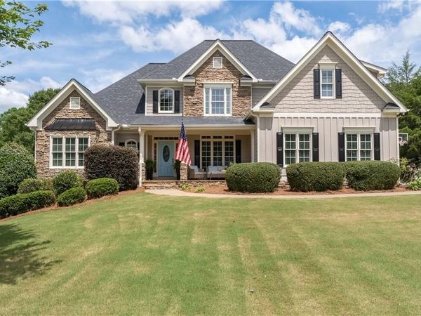 116 Royal Oaks Drive , Canton, GA 30115