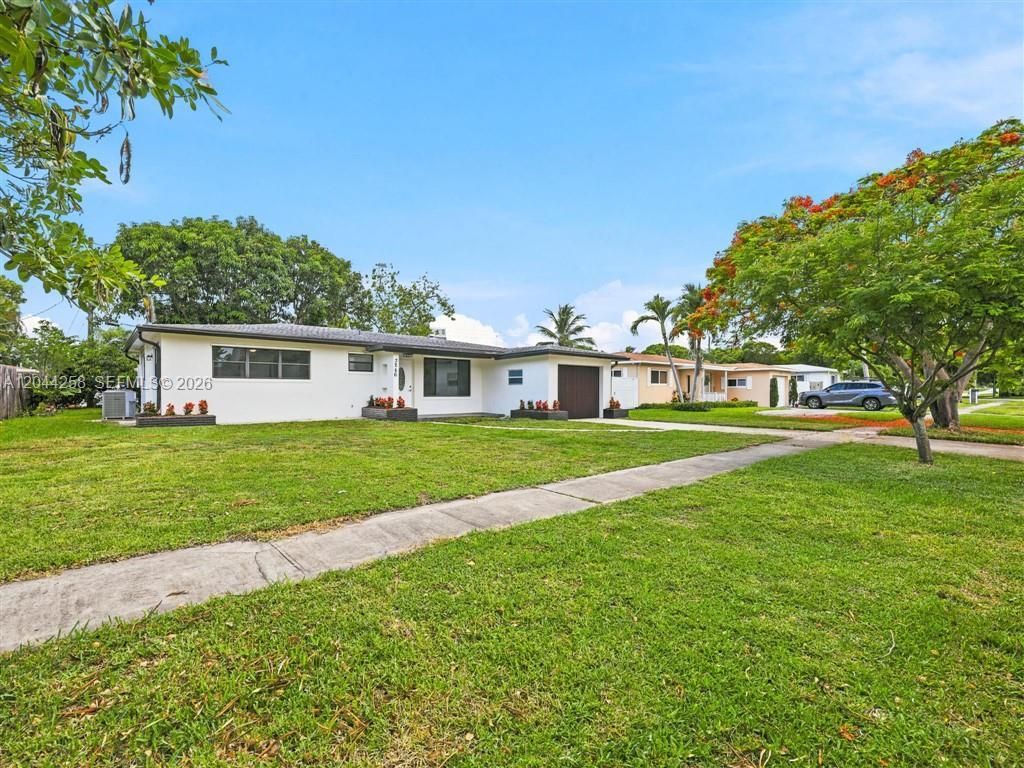 3246 Buchanan St , Hollywood, FL 33021 Photo