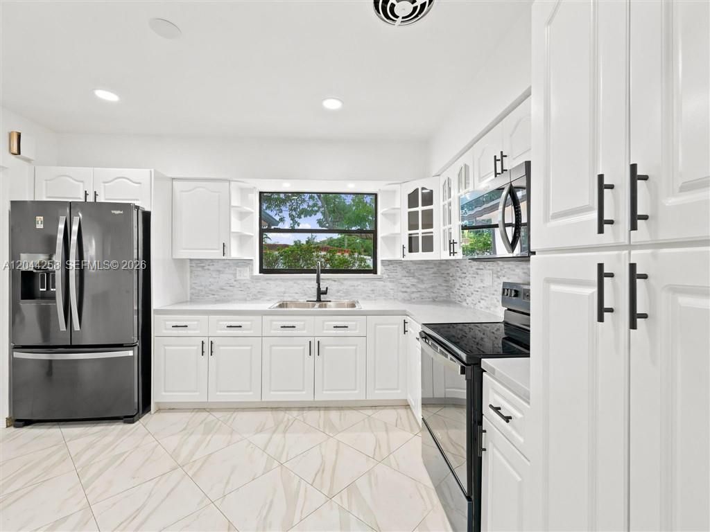 3246 Buchanan St , Hollywood, FL 33021 Photo