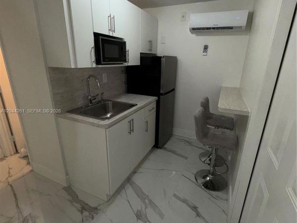 6497 W 8th Ln , Unit 6497, Hialeah, FL 33012
