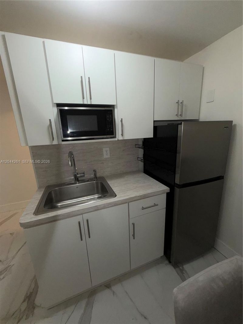 6497 W 8th Ln , Unit 6497, Hialeah, FL 33012 Photo
