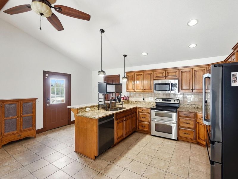 383 US Highway 42 NE, London, OH 43140 Photo 9