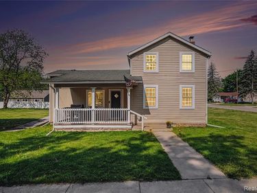 306 S Mill Street, Pinckney Vlg, MI 48169