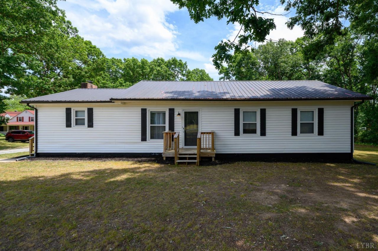 1020 Mohawk Road, Long Island, VA 24569