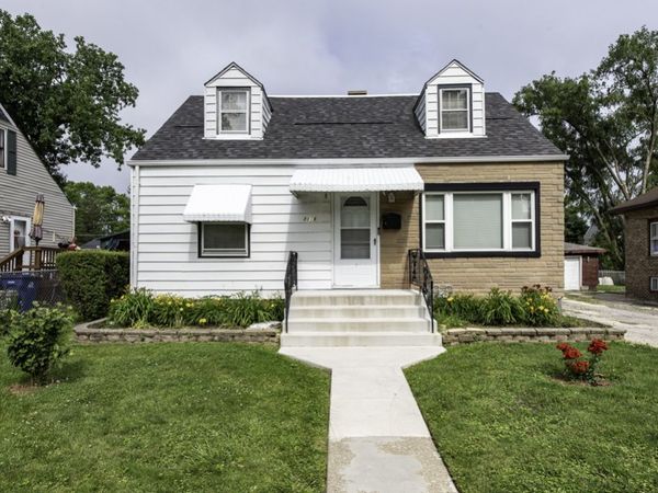 1819 Seymour Avenue , North Chicago, IL 60064