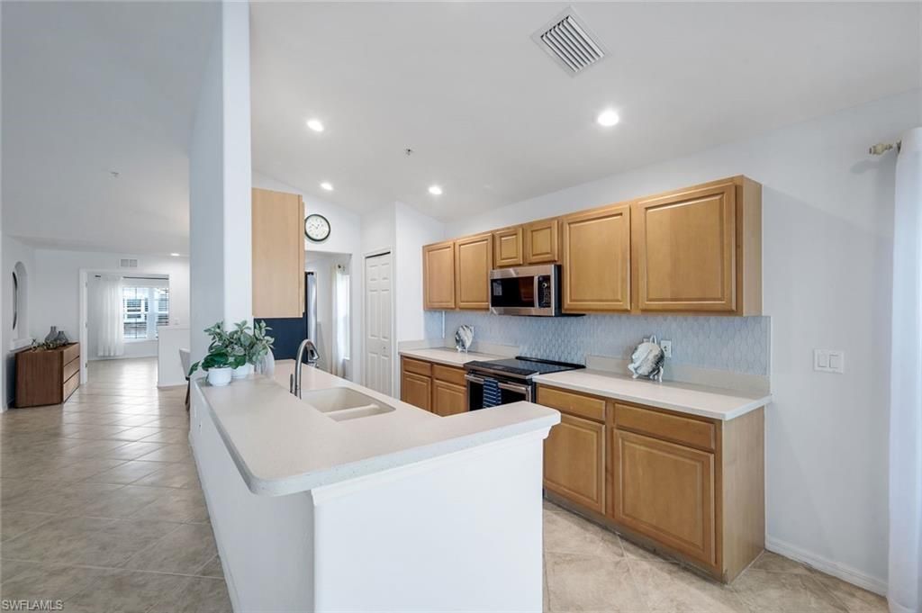 2623 Somerville Loop, Unit 508, Cape Coral, FL 33991 Photo