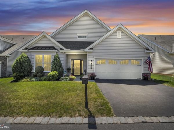 221 LOYAL DRIVE, MECHANICSBURG, PA 17050