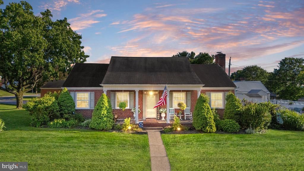 320 WARWICK STREET , PHILIPSBURG, PA 16866