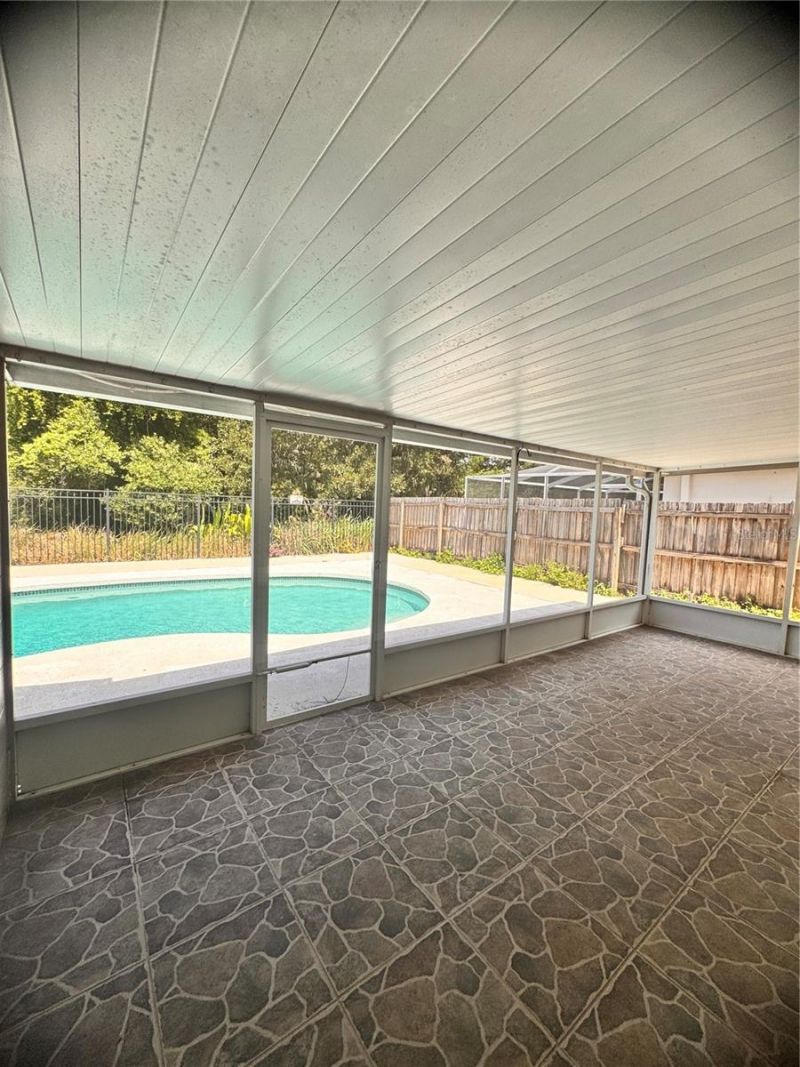 2070 Sarah Louise Drive , Brandon, FL 33510 Photo