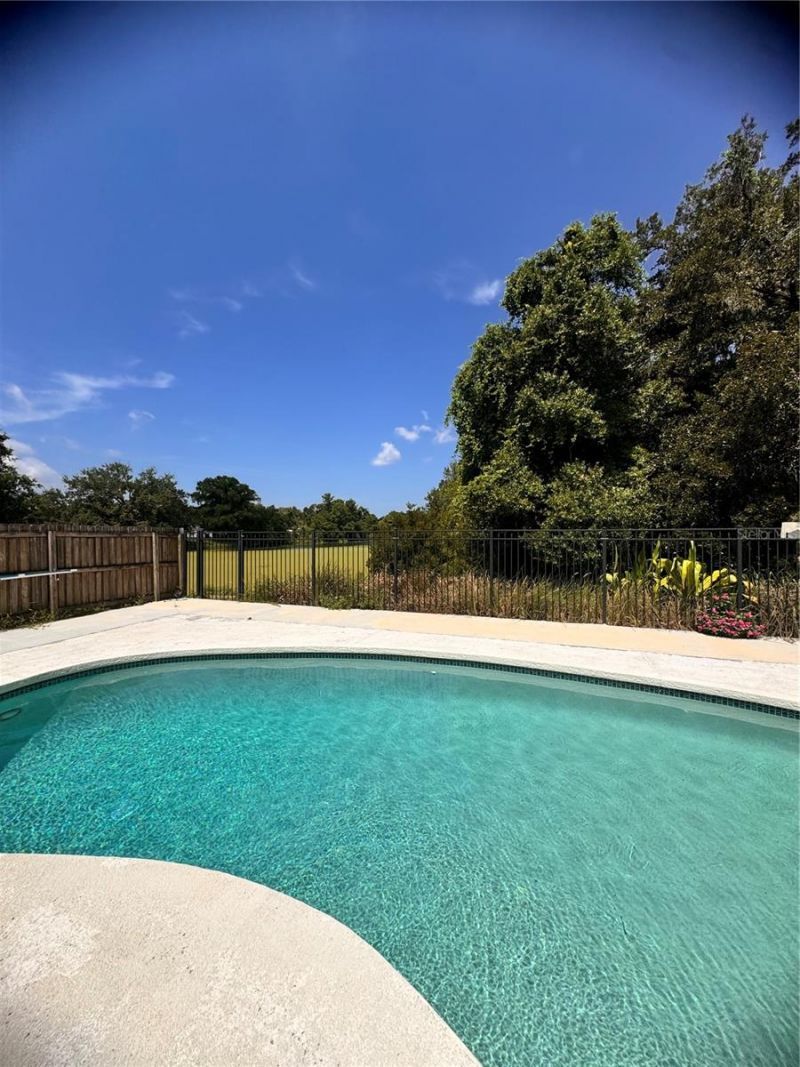 2070 Sarah Louise Drive , Brandon, FL 33510 Photo