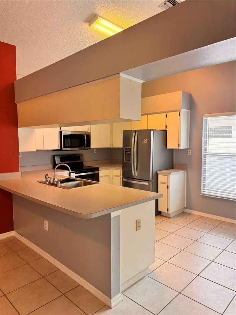 2070 Sarah Louise Drive , Brandon, FL 33510 Photo