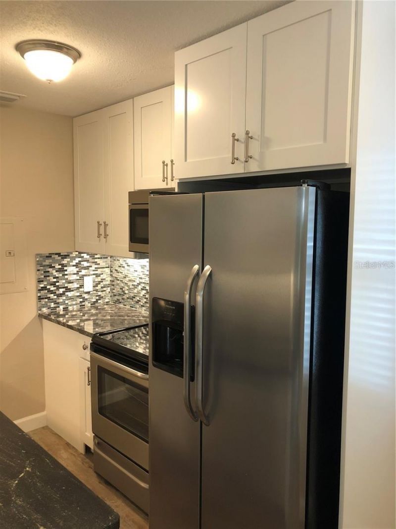 520 70th Street N, Unit 2, Saint Petersburg, FL 33710 Photo