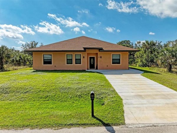 397 DONIPHAN DRIVE , PORT CHARLOTTE, FL 33954