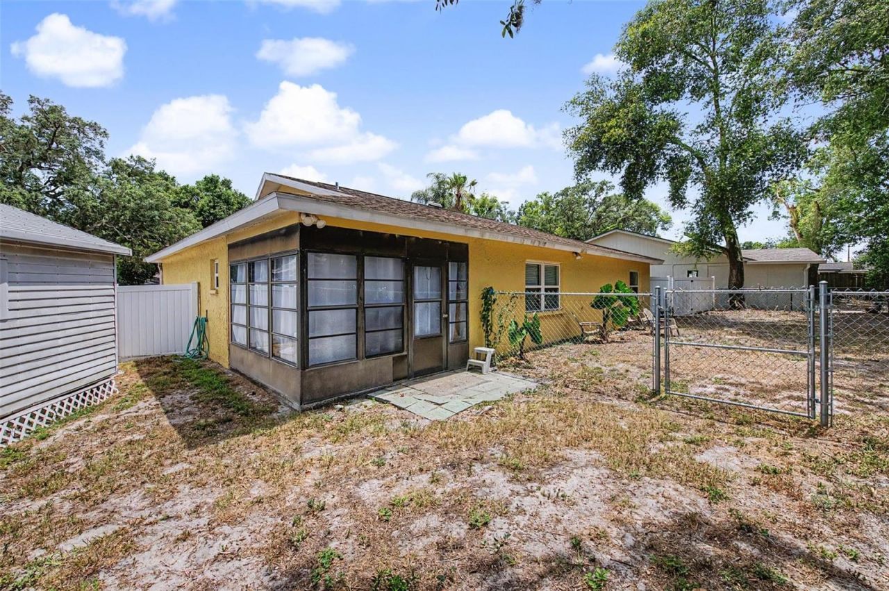 6325 SE Sarah Lane, New Port Richey, FL 34653 Photo