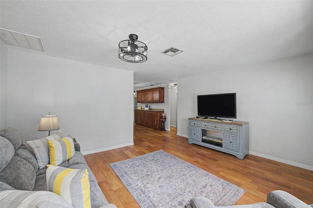 6325 SE Sarah Lane, New Port Richey, FL 34653 Photo