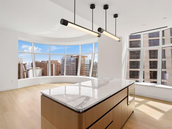 515 W 18th Street , Unit 2002, New York (Manhattan), NY 10011