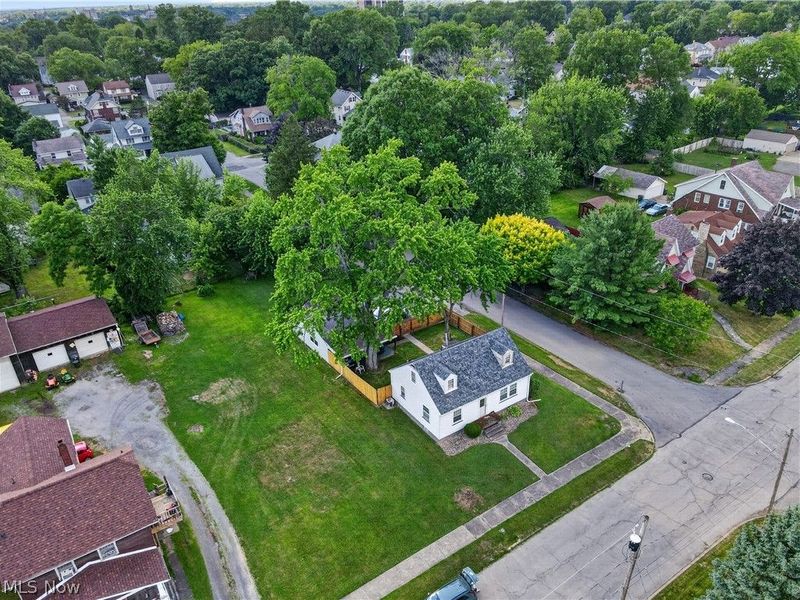 506 Adelaide Avenue SE, Warren, OH 44483 Photo 5