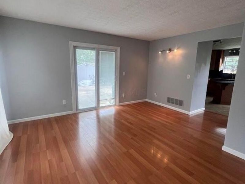 9126 Ellersly Drive, Lewis Center, OH 43035 Photo 2