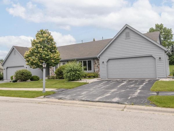 W178N9858 Riversbend CIRCLE E, Unit D-95, Germantown, WI 53022