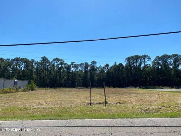 14455 Creosote Road, Gulfport, MS 39503