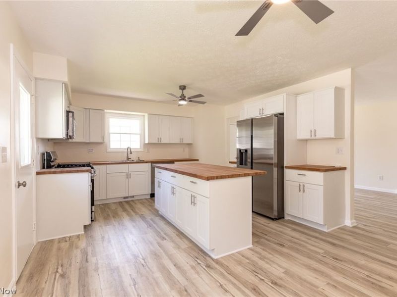 5258 Main Avenue, North Ridgeville, OH 44039 Photo 12