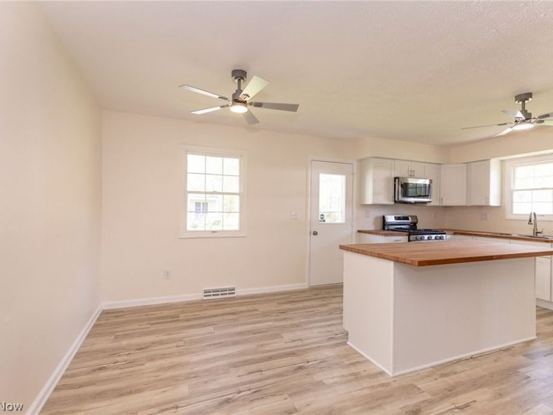 5258 Main Avenue, North Ridgeville, OH 44039 Photo 13