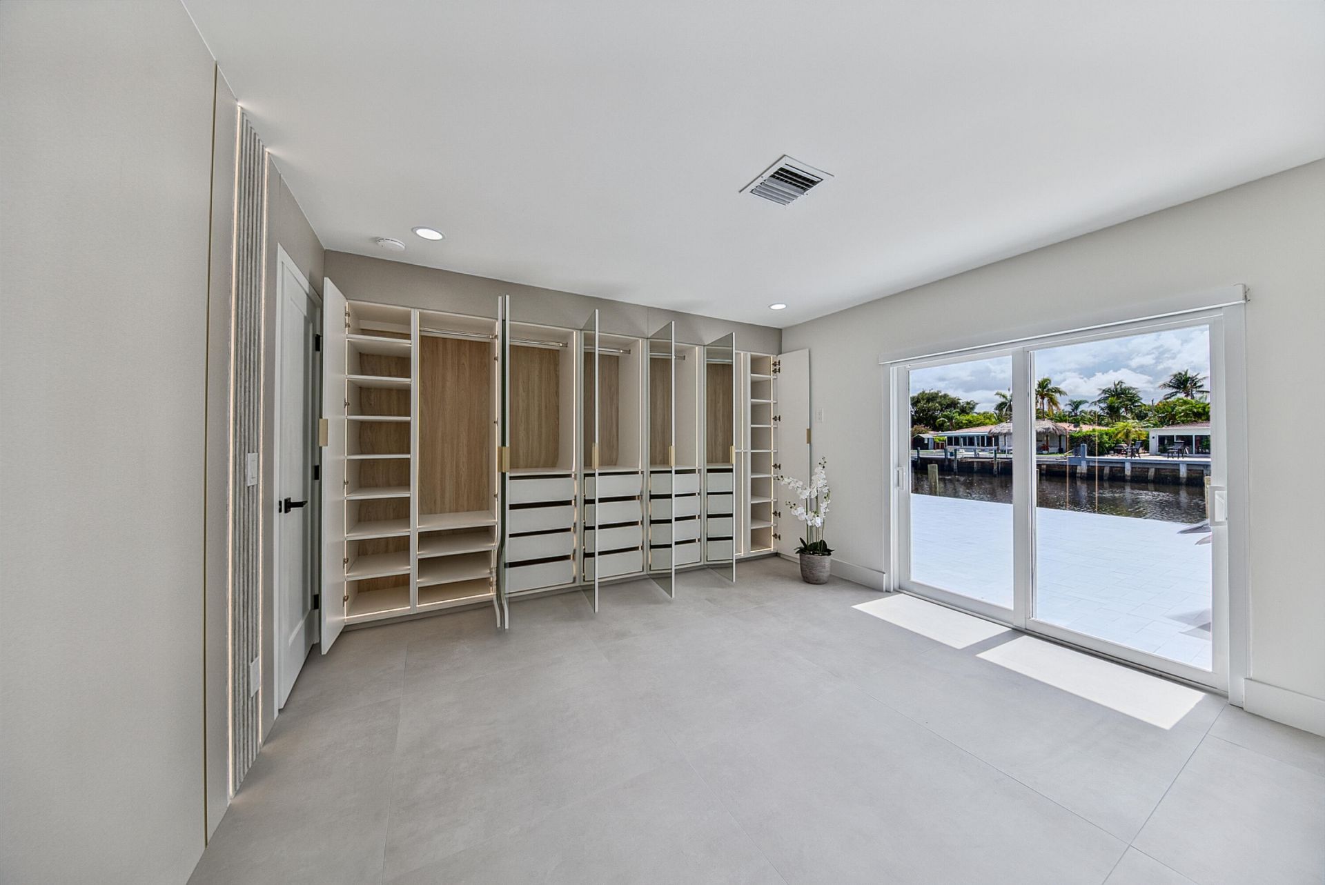 411 SE 2nd Avenue, Pompano Beach, FL 33060 Photo