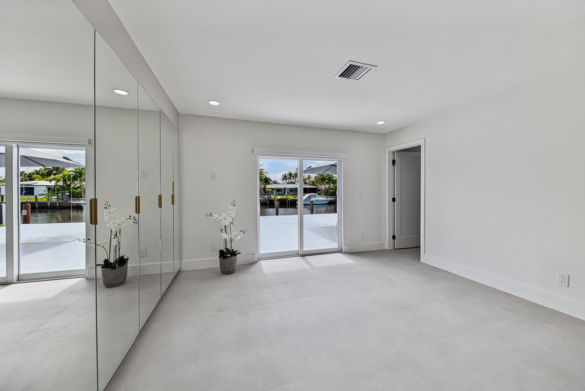 411 SE 2nd Avenue, Pompano Beach, FL 33060 Photo