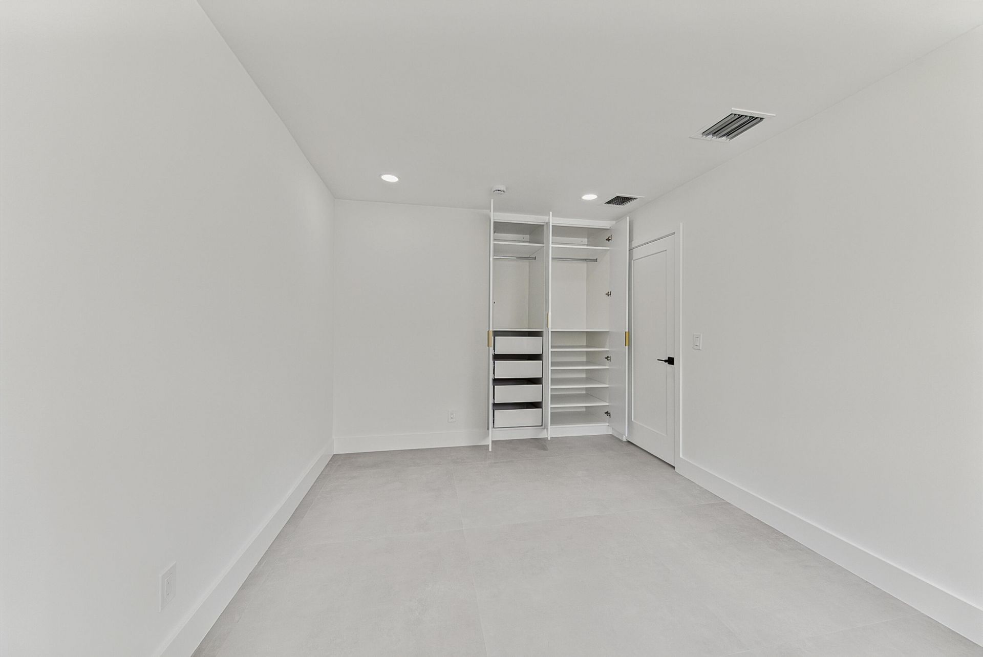 411 SE 2nd Avenue, Pompano Beach, FL 33060 Photo