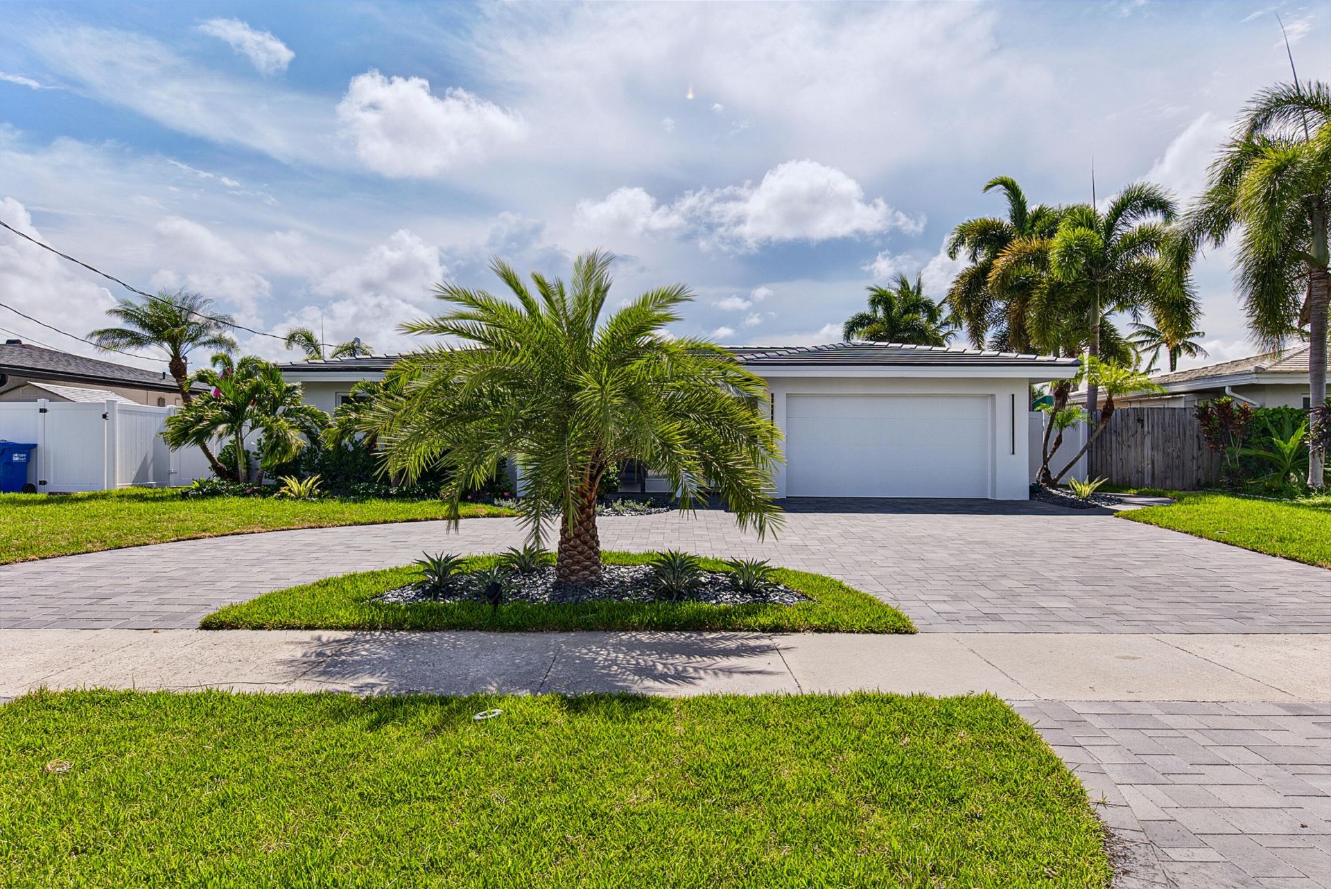 411 SE 2nd Avenue, Pompano Beach, FL 33060 Photo