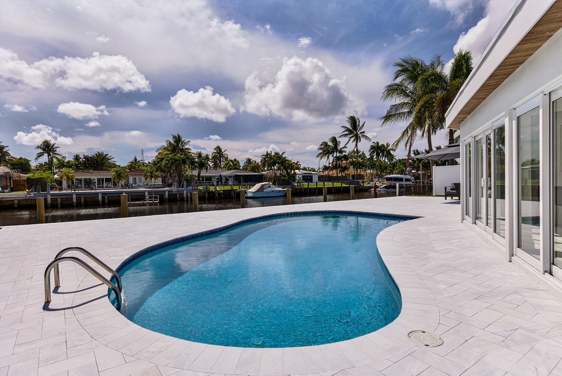 411 SE 2nd Avenue, Pompano Beach, FL 33060 Photo