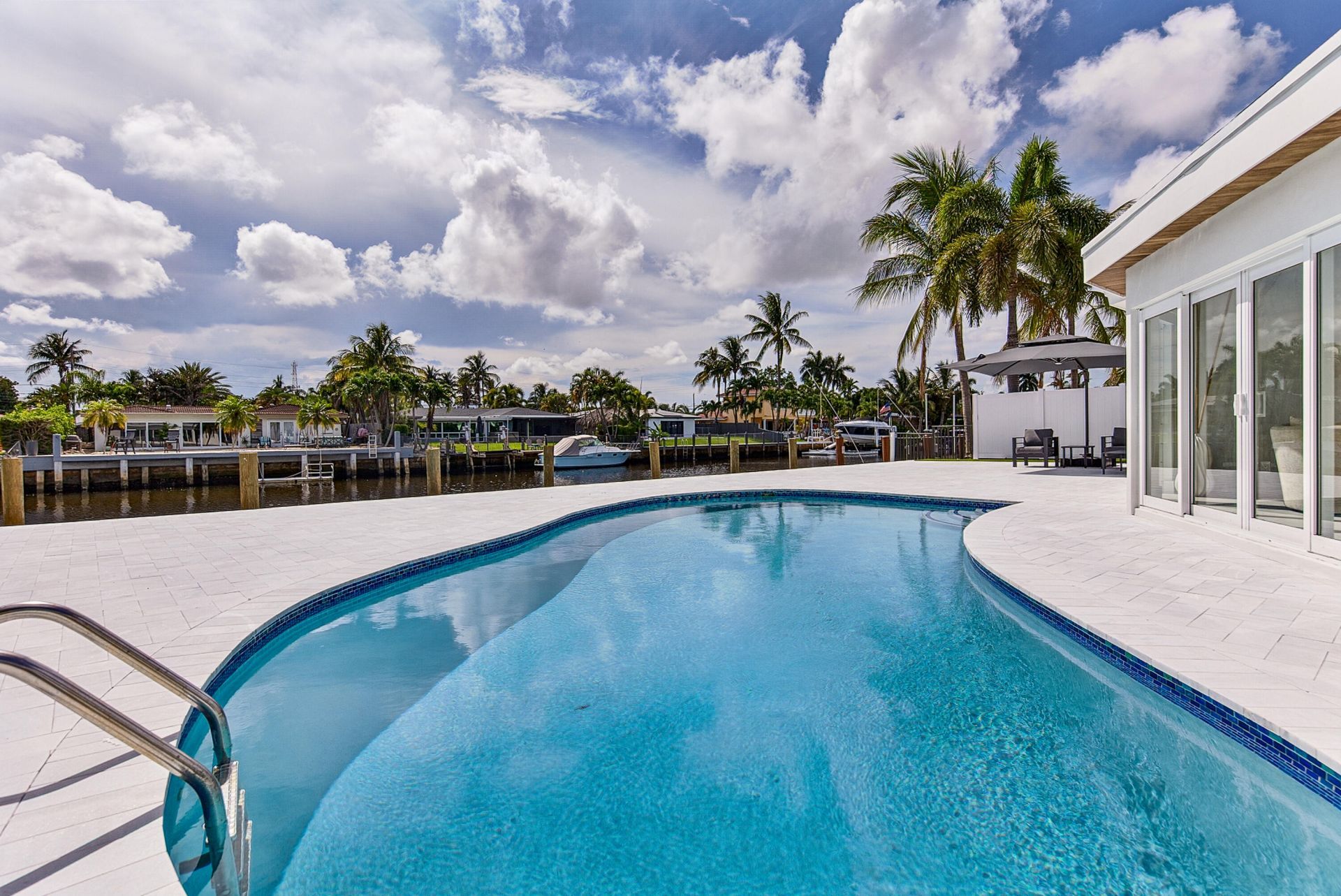 411 SE 2nd Avenue, Pompano Beach, FL 33060 Photo