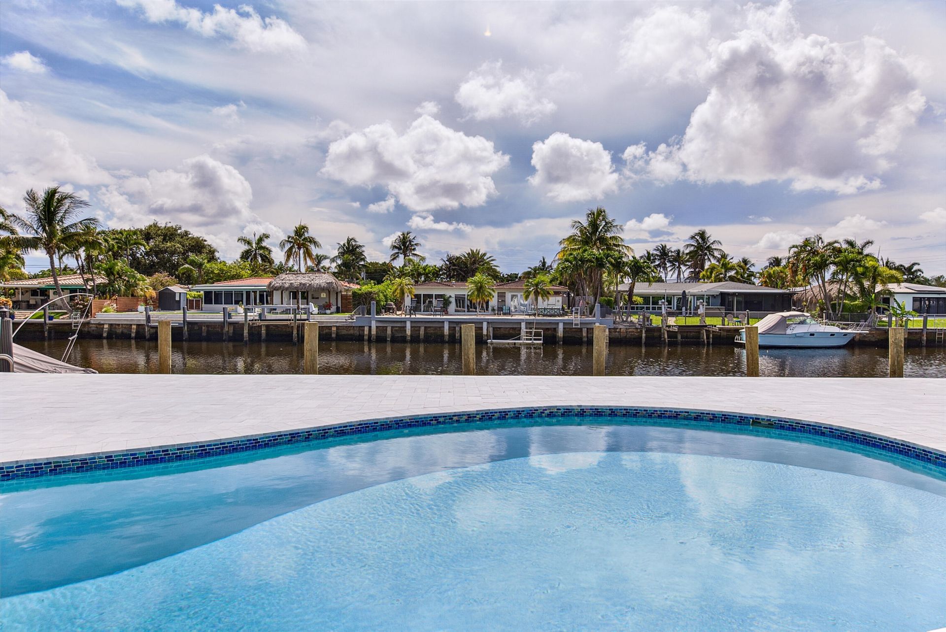 411 SE 2nd Avenue, Pompano Beach, FL 33060 Photo