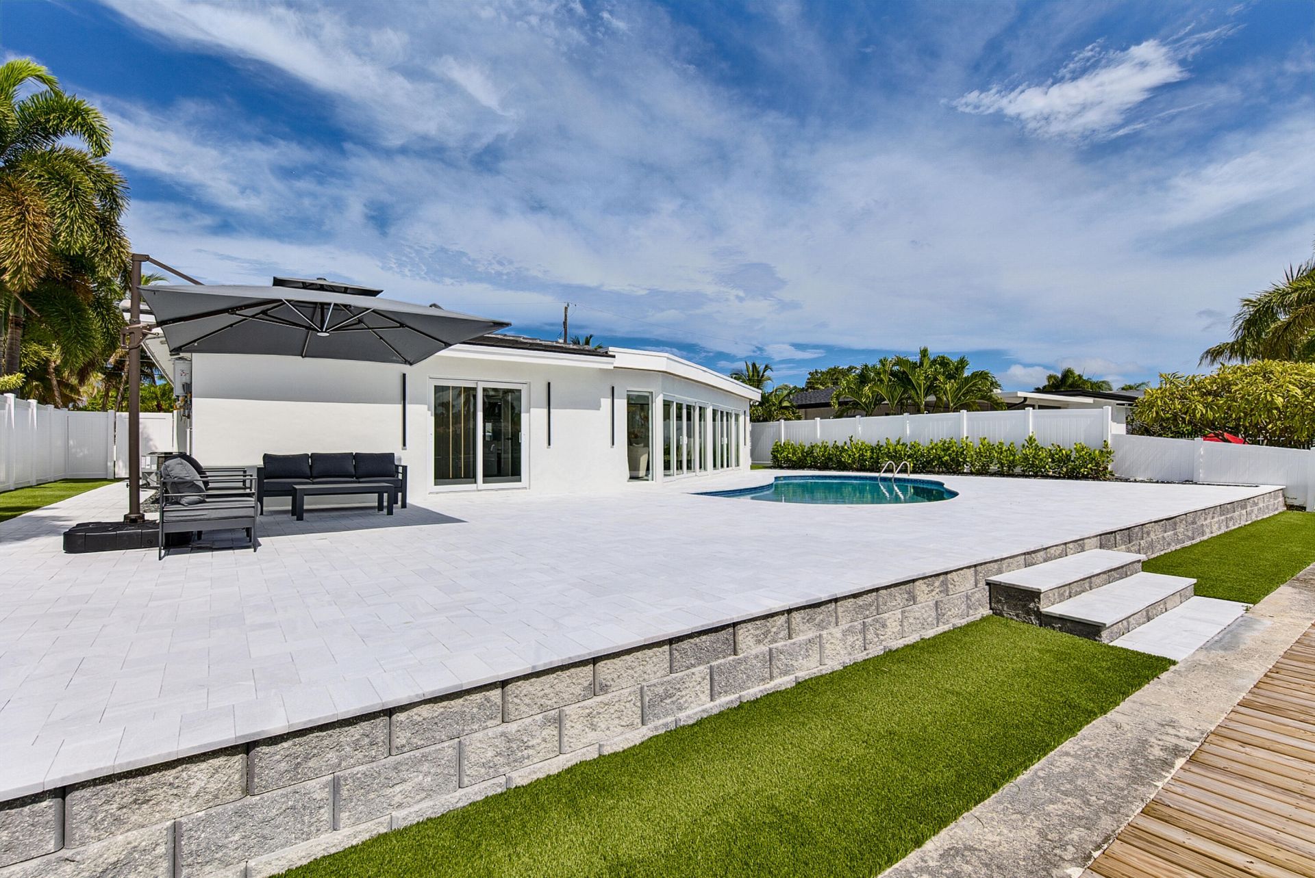 411 SE 2nd Avenue, Pompano Beach, FL 33060 Photo