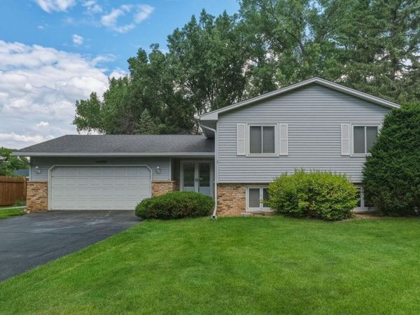 16500 Lake Ridge Drive, Maple Grove, MN 55311
