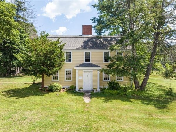 2 Elm St, Boxford, MA 01921