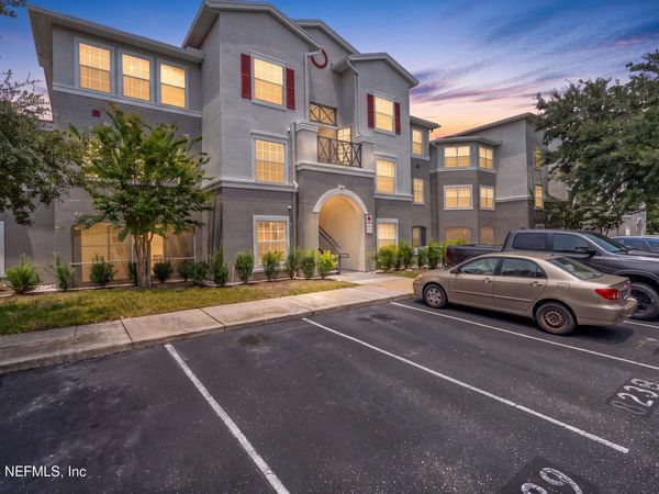 3591 S KERNAN Boulevard, Unit 813, Jacksonville, FL 32224
